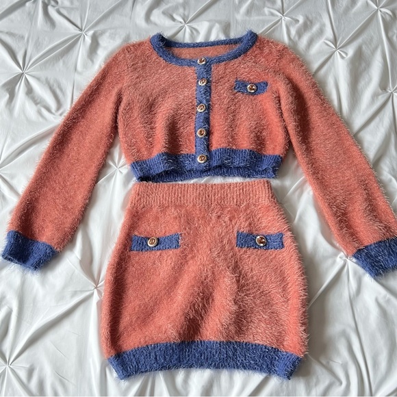 SOLD Euphoria matching cardigan & skirt set - Picture 1 of 8